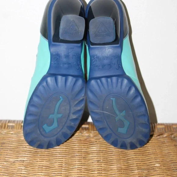 John Fluevog Teal & Navy Mary Jane Heels.  Sz. 10 - Picture 7 of 12